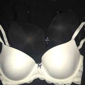 Black & white bra